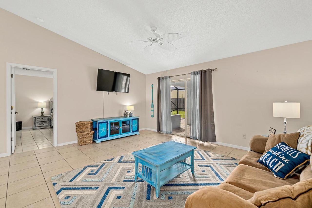 Serene Seaside Retreat - Dog Friendly - 2Br Townhouse With Shared Heated Pool Steps To Paradise Beach! Melbourne Esterno foto