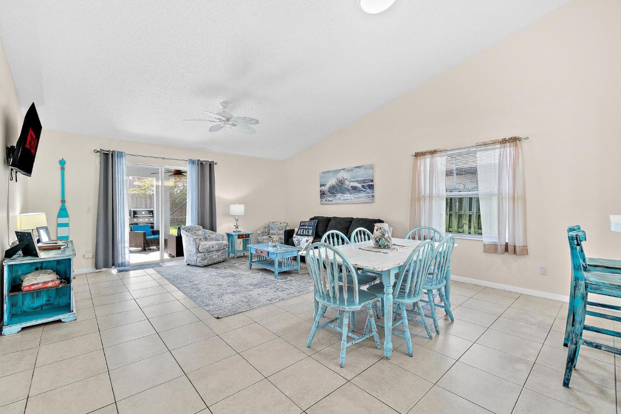 Serene Seaside Retreat - Dog Friendly - 2Br Townhouse With Shared Heated Pool Steps To Paradise Beach! Melbourne Esterno foto