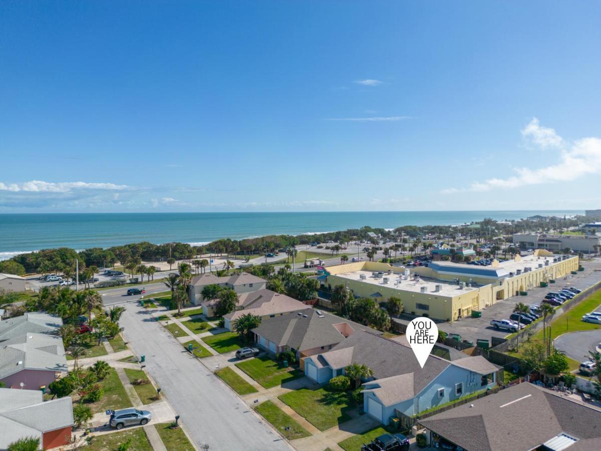 Serene Seaside Retreat - Dog Friendly - 2Br Townhouse With Shared Heated Pool Steps To Paradise Beach! Melbourne Esterno foto