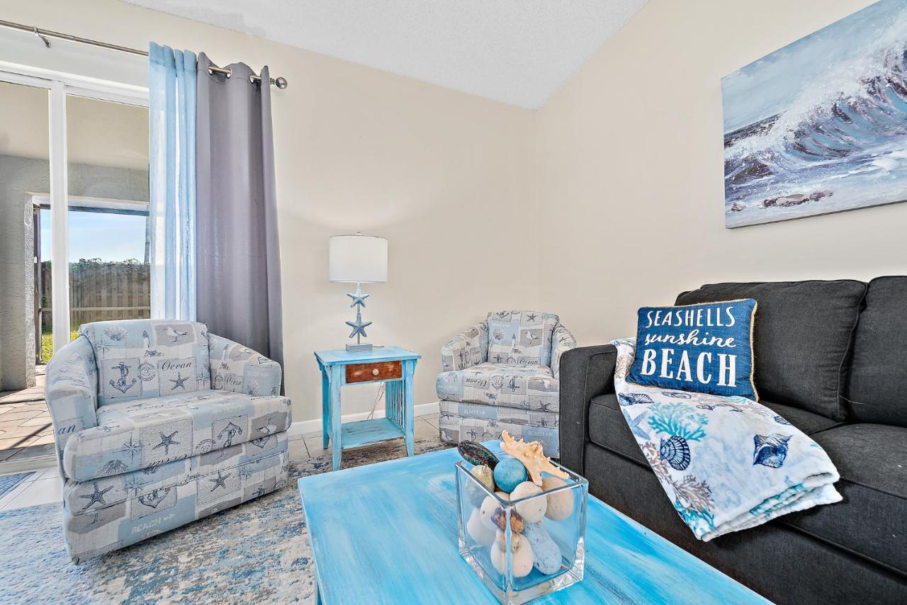 Serene Seaside Retreat - Dog Friendly - 2Br Townhouse With Shared Heated Pool Steps To Paradise Beach! Melbourne Esterno foto